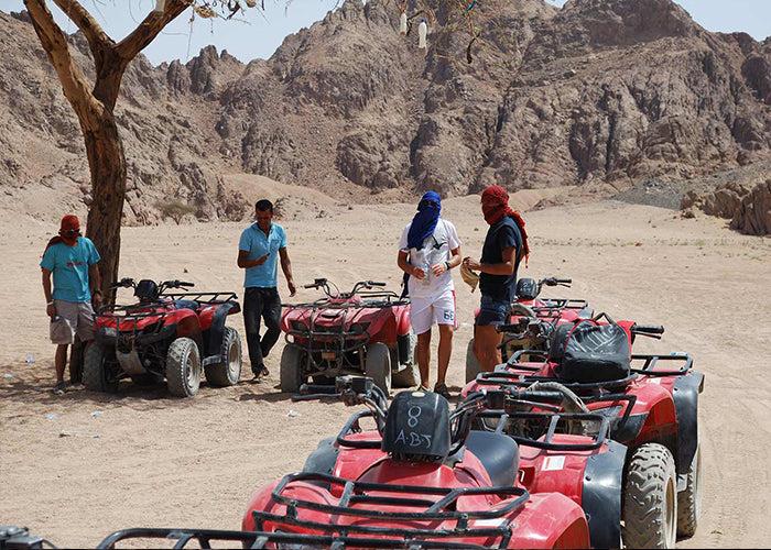 Moto safari on quad bikes